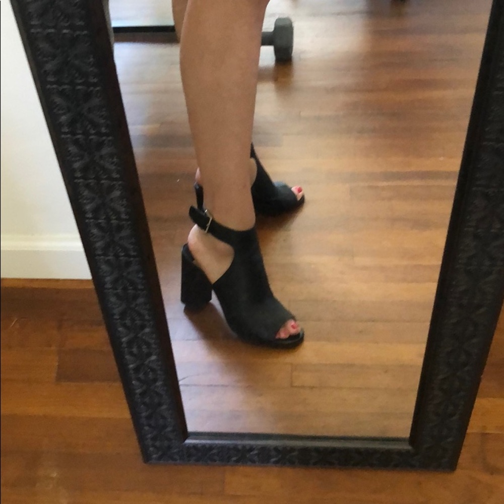 Prada Heels size 40 (although it says 40,5) - Picture 8 of 8